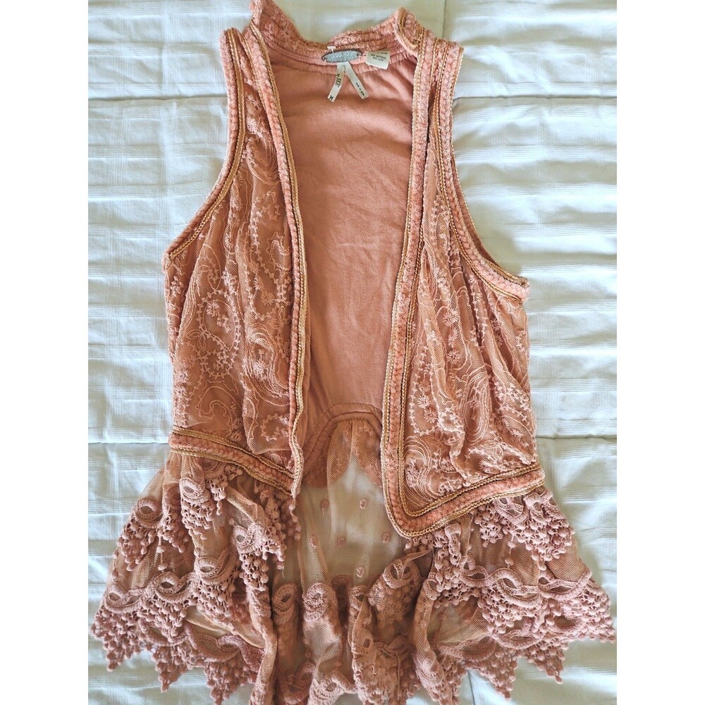 Gimmicks BKE Boho Hippie Vest Crochet Lace Women's Small Pink Salmon